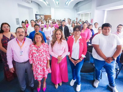 Plática de concientización sobre cáncer de mama al personal de la CODEHUM&nbsp;Guerrero